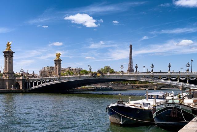 combined guided tour in paris