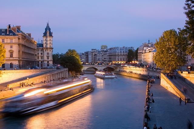 combined guided tour in paris